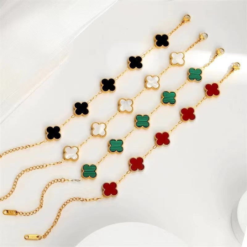 Four leaf clover bracelet (18k gold)